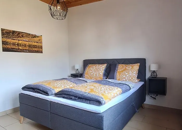 Weingut Markus Busch *